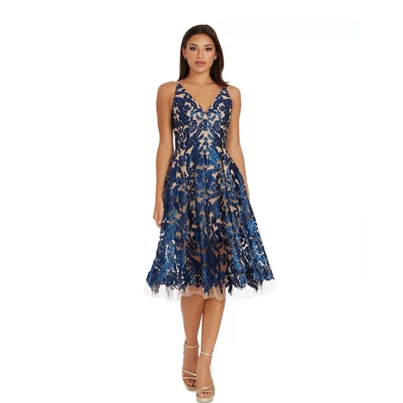 Dress the Population
Blair Lace Midi Dress Sz Medium - Picture 1 of 5